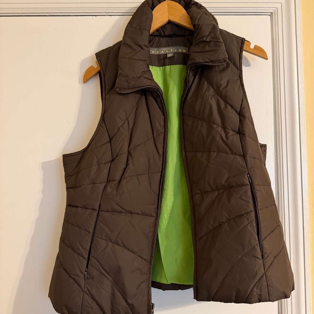 Kenneth Cole Reaction Down Quilted Vest Womens Size Medium Brown Pockets